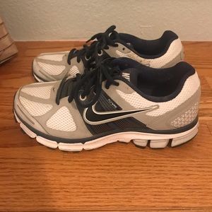 Nike Women’s Flywire Athletic Sneakers, Size 7.5